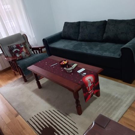 Cozy Skopje Retreat 2 아파트 외부 사진